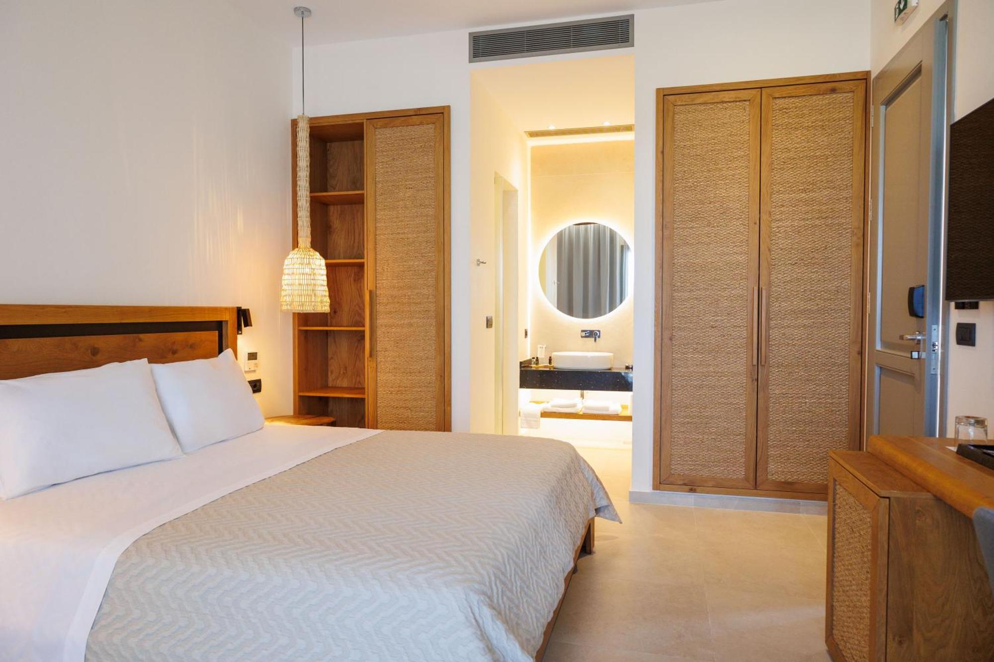 Kouros Blanc Resort & Suites 普恩达 客房 照片